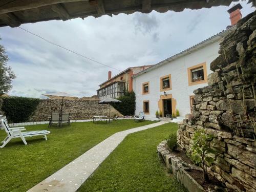 Casa: El Portal�n De Valdivia