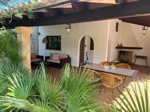 Villa Estel - La Goleta Villas