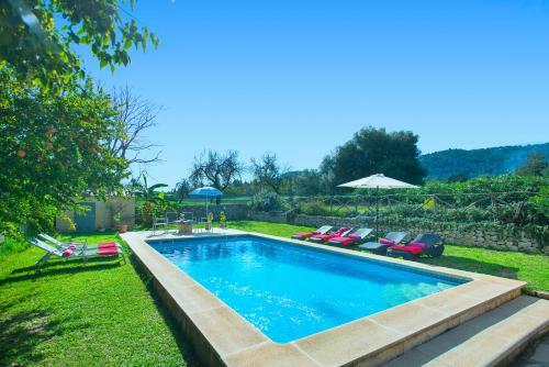 Owl Booking Villa Aina - Rustic Stay