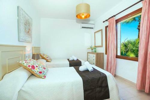 Villa Geranios By Renthousing