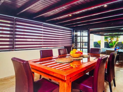 Hezy Casa With Private Pool