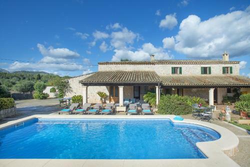 Owl Booking Villa Peric - Family And Friends