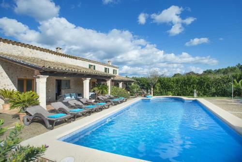 Owl Booking Villa Peric - Family And Friends