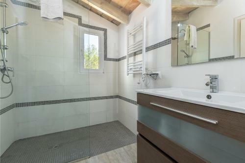 Villa Les Oliveres Petites De Un Dormitorio