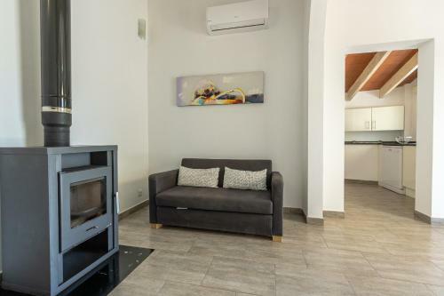 Villa Les Oliveres Petites De Un Dormitorio
