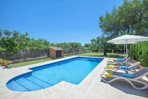 Owl Booking Villa Marvil - Exclusive Holidays