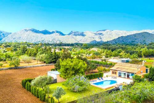 Owl Booking Villa Marvil - Exclusive Holidays
