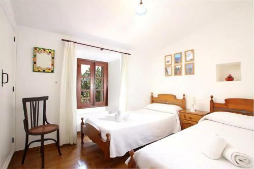 Villa Lovely Mallorquin Farmhouse In Pollensa
