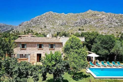 Villa Lovely Mallorquin Farmhouse In Pollensa