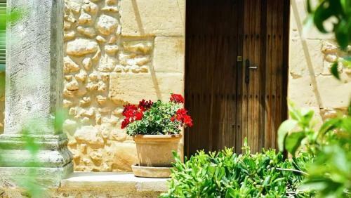 Villa Lovely Mallorquin Farmhouse In Pollensa