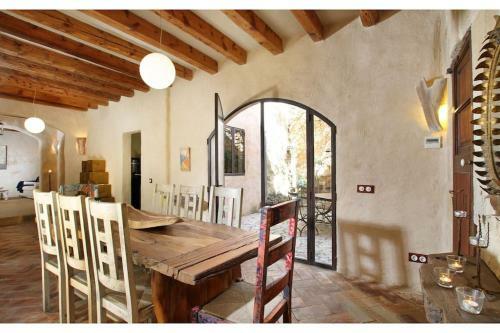 Stunning Pollenca Townhouse