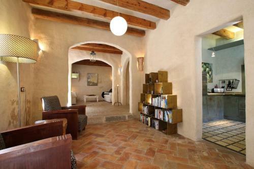 Stunning Pollenca Townhouse
