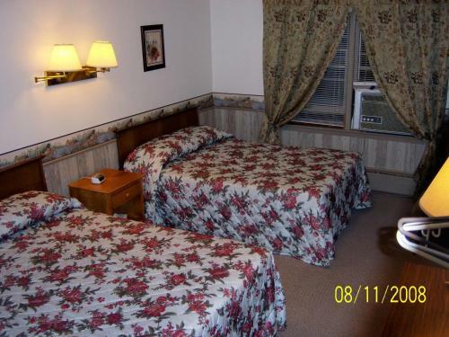 Travelers Inn Motel