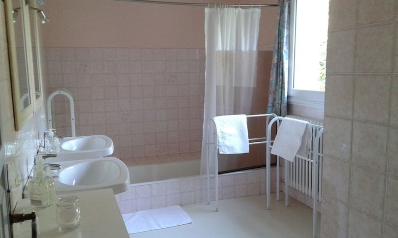 Bed & Breakfast La Tour Des Laudes
