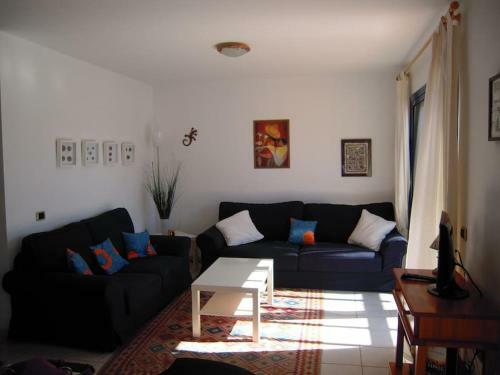 Apartamento Duplex Con Piscina En 1� Linea De Mar. Super Vistas