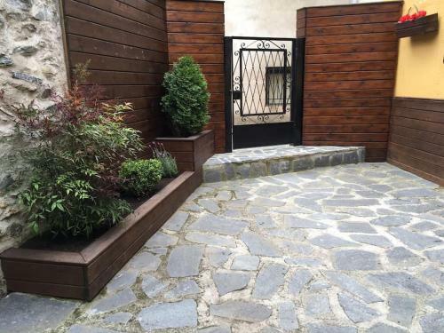 Apartamento En Planoles Con Jardin