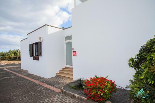 Remarkable 3-bed Villa In Playa Blanca