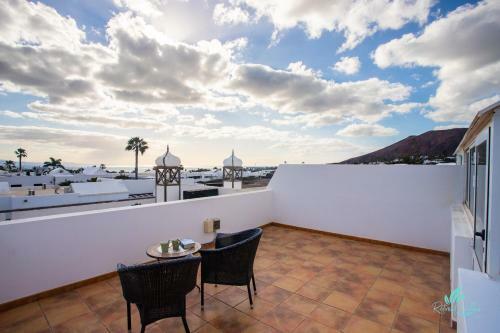 Remarkable 3-bed Villa In Playa Blanca