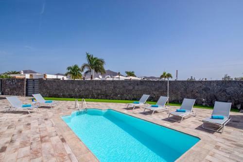 Villa La Nueva By Villa Plus