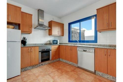 Villa Optimist Rubic�n Piscina Climatizada, Vistas Al Mar