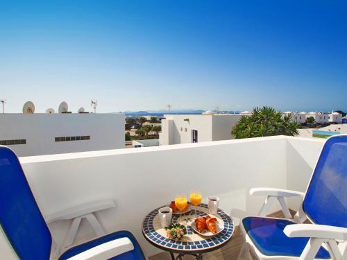 Renovated Holiday Home With Sea View And Private Pool