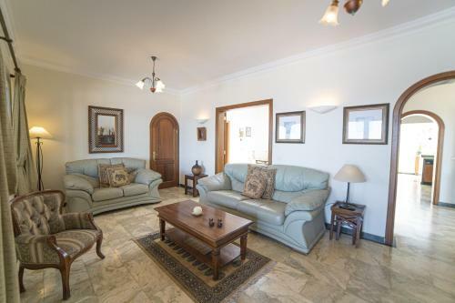 Villa Costa Gwiga