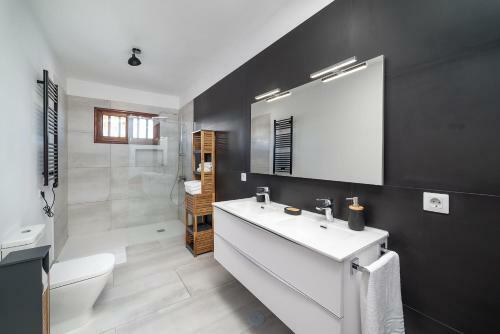 Villa Vv Makita By Hh
