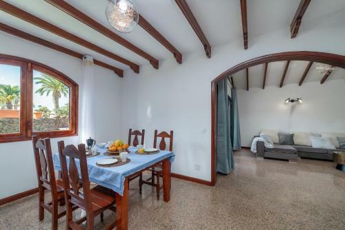 Villa Vv Makita By Hh