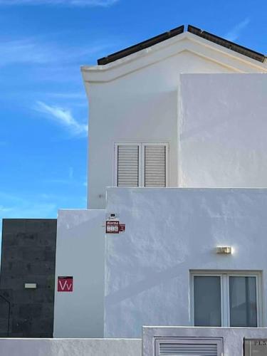 Lovely Villa Sanmar, Heated Pool