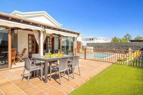 Villa Alhambra By Villa Plus