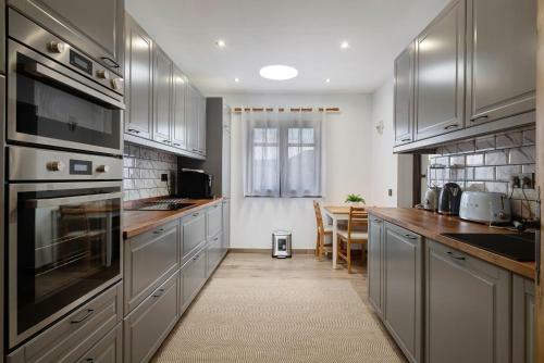 Villa Maylands