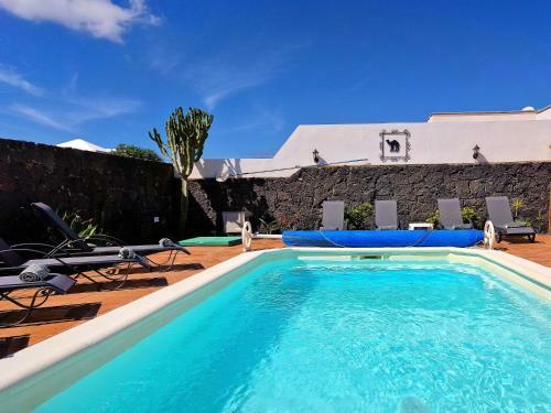 Villa Lagarto Heated Pool Aircon Central Playa Blanca