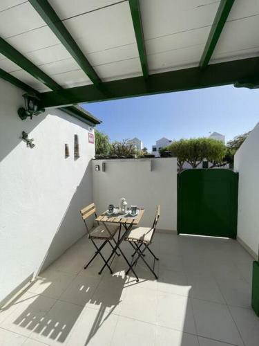 Apartamento Eslanzarote Buganvilla House