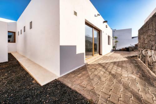 Lava And Sea- Private Pool, Amazing Sea Views