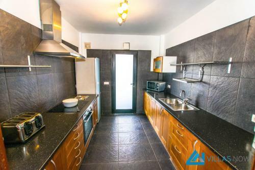 229 - Villa Lanson By Villas Now Ltd