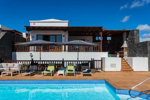 Villa Sarantont�n