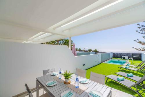 Marina Suite Villa Agua
