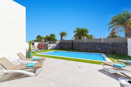 Villa Wave 2 By Villa Plus