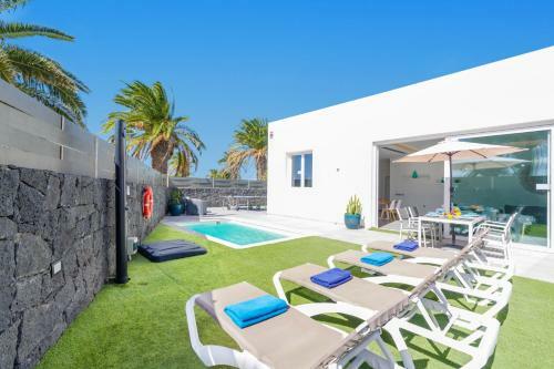 Villa Wave 1 By Villa Plus