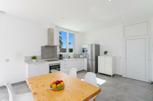 Villa Wave 1 By Villa Plus