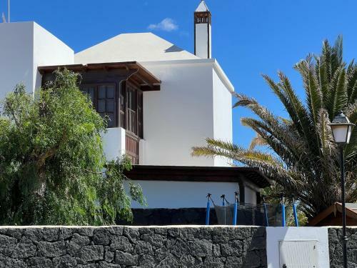 Villa Atienza 99