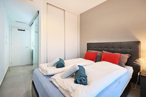 Apartamento New Flat, With Roof Terase&pool