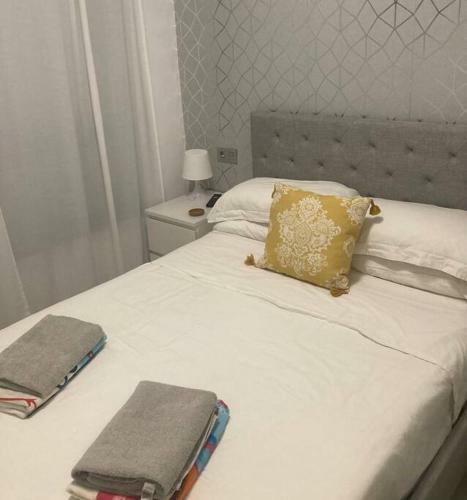 Beautiful Modern 2 Bedroom, 2 Bathroom Apartment