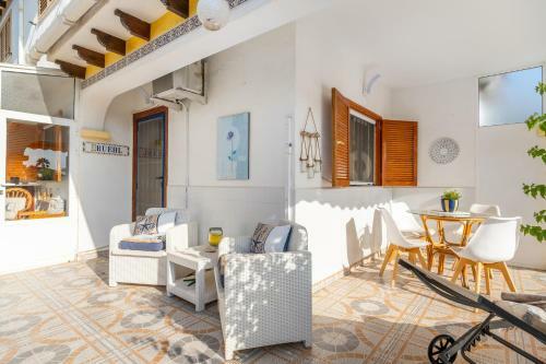 Casa Reina