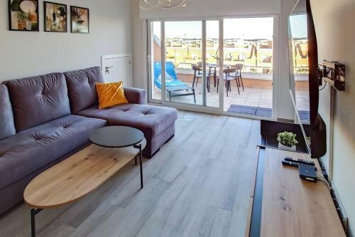 Apartment With Private, Heated Jacuzzi, Ac, Pool