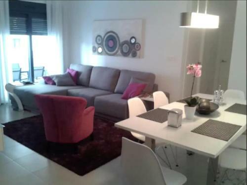 Apartamento Modern Ground Floor Flat Within Walking Distance To The Sea.