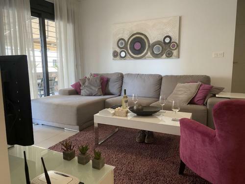 Apartamento Modern Ground Floor Flat Within Walking Distance To The Sea.