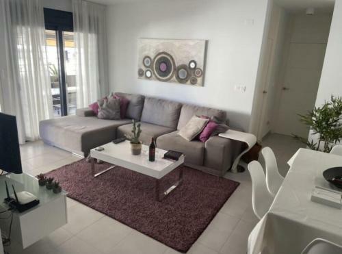 Apartamento Modern Ground Floor Flat Within Walking Distance To The Sea.