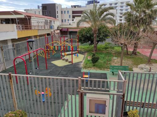 Apartamento Con Piscina Comunitaria Y Terraza