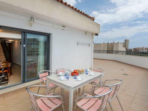 Apartment Capri Centro By Interhome